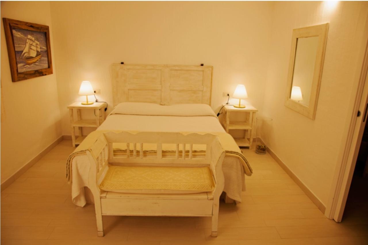 Cento Ulivi B&B Golfo Aranci Exterior photo