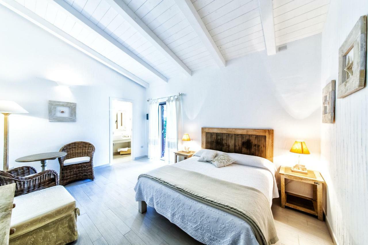 Cento Ulivi B&B Golfo Aranci Exterior photo