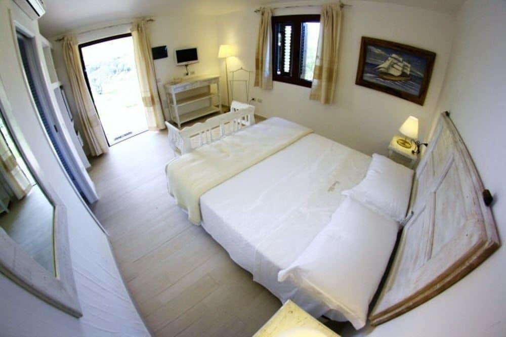 Cento Ulivi B&B Golfo Aranci Exterior photo